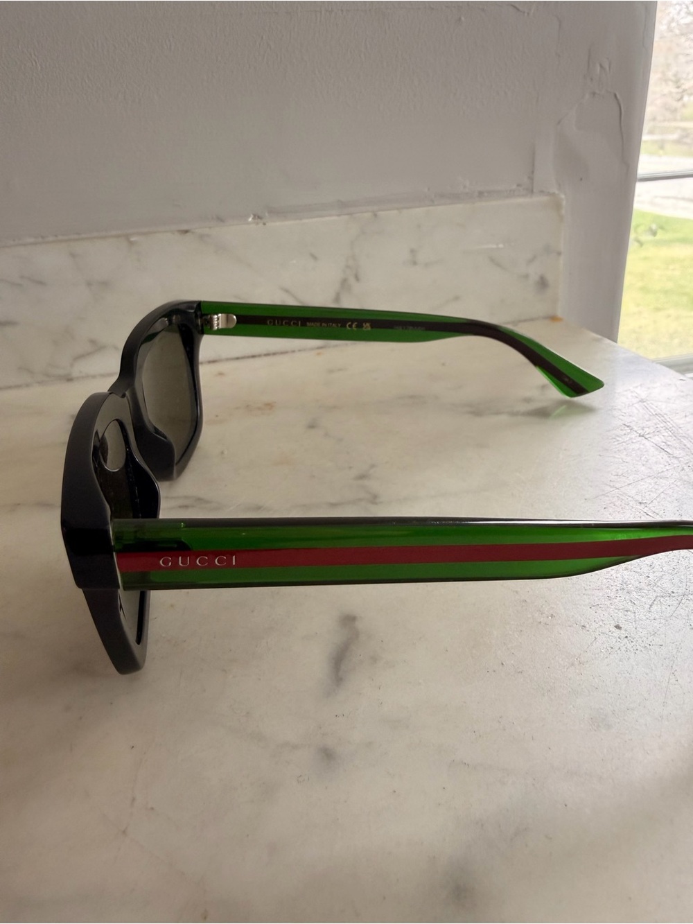 Gucci sunglasses - Picture 2 of 6